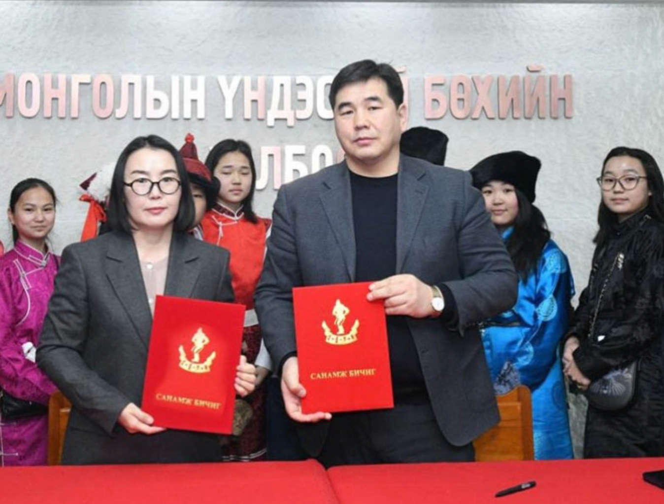 МҮБХ, НЗДТГ хүүхэд, залуучуудад үндэсний бөхийг таниулах, сурталчлах чиглэлээр санамж бичиг байгууллаа